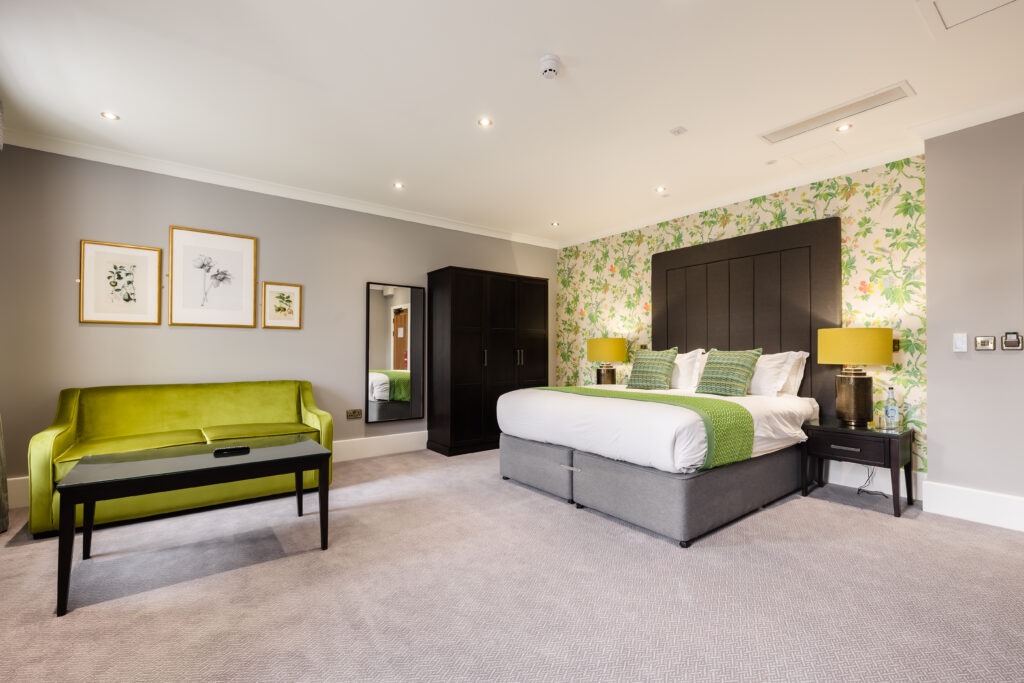 Deluxe Room With Sofa Bed – Hensol Castle